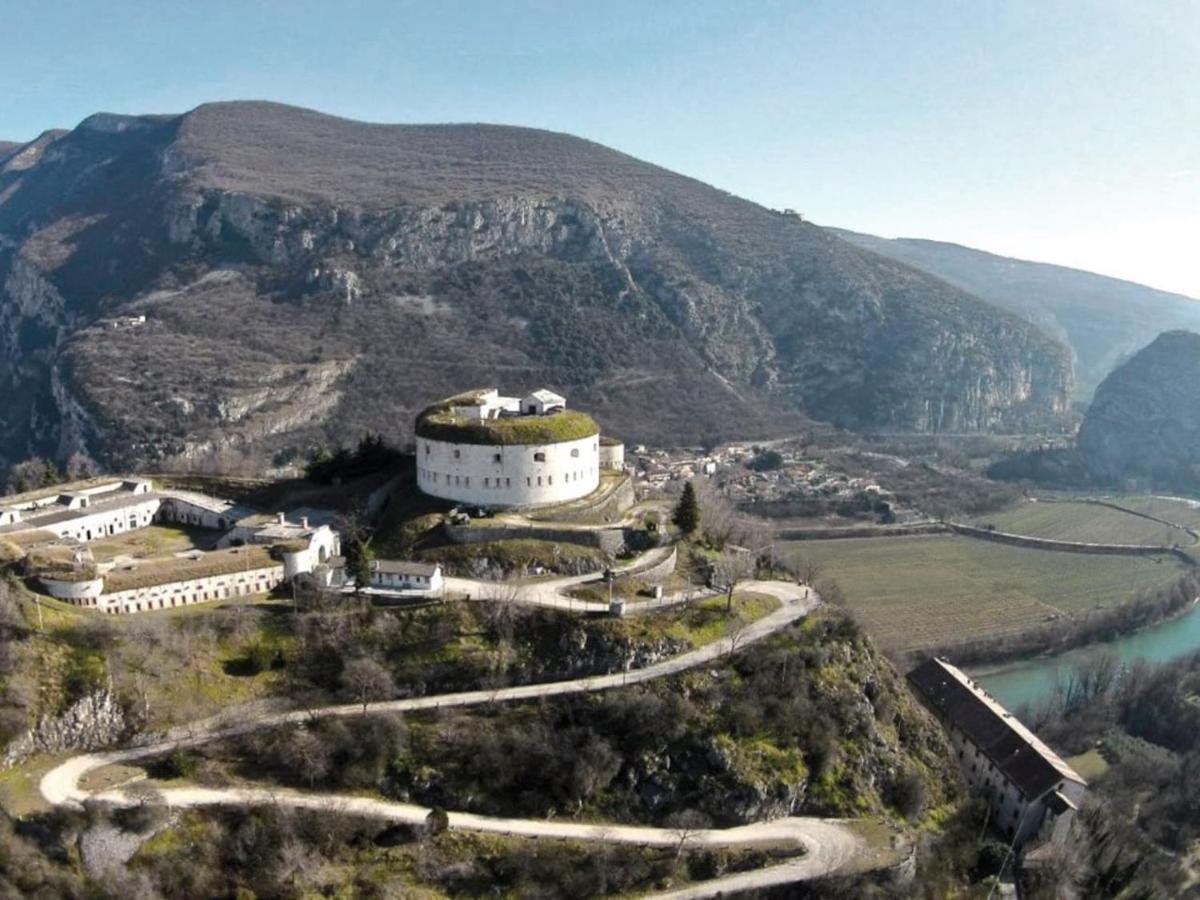 Casa Con Vista Forte - Tra Lago E Monti Rivoli Veronese Bagian luar foto